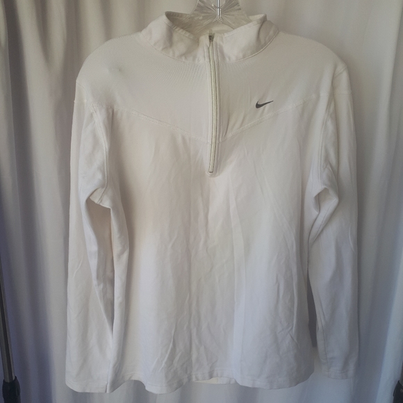 white nike top